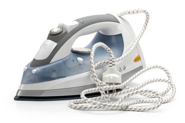 Pasos para reparar el cable de la plancha. cómo arreglar una plancha. tips para reparar la ficha o cable de una plancha. Pasos para reparar el cable de la plancha. cómo arreglar una plancha. tips para reparar la ficha o cable de una plancha.