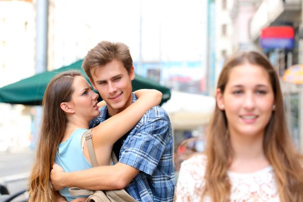Cómo saber si tu Pareja es Infiel Cómo saber si tu Pareja es Infiel