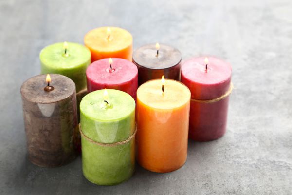Aprende a elegir los colores de las velas según tus deseos. Aprende a elegir los colores de las velas según tus deseos.
