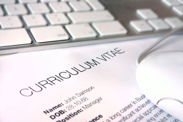 Cómo redactar un currículum para cambiar de trabajo en otro rubro Cómo redactar un currículum para cambiar de trabajo en otro rubro