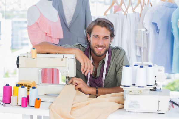 Cómo coser a máquina con conos de hilo Cómo coser a máquina con conos de hilo