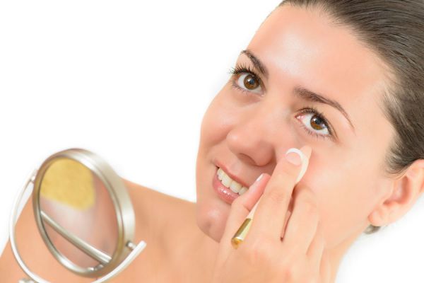Cómo disimular las Ojeras Cómo disimular las Ojeras