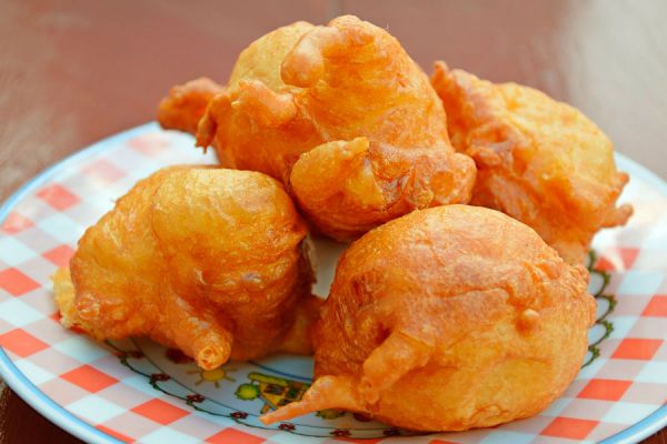 Cómo preparar buñuelos de manzana. Cómo hacer buñuelos de manzana caseros. Receta para hacer buñuelos caseros de manzana Cómo preparar buñuelos de manzana. Cómo hacer buñuelos de manzana caseros. Receta para hacer buñuelos caseros de manzana