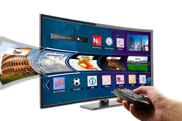 5 gadgets para convertir tu televisor en un Smart TV. Cómo convertir el televisor en un smart tv sin gastar mucho.