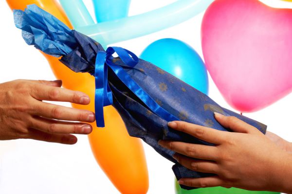Qué regalar a la anfitriona de un evento. Ideas para hacer regalos a la anfitriona. Regalos para la anfitriona de un evento Qué regalar a la anfitriona de un evento. Ideas para hacer regalos a la anfitriona. Regalos para la anfitriona de un evento