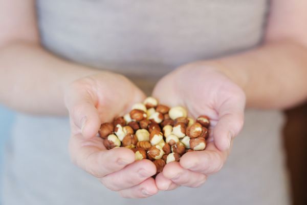 Tips para medir el tamaño de las porciones. Cómo controlar la cantidad de comida. Controlar las porciones de una dieta. Tips para medir el tamaño de las porciones. Cómo controlar la cantidad de comida. Controlar las porciones de una dieta.