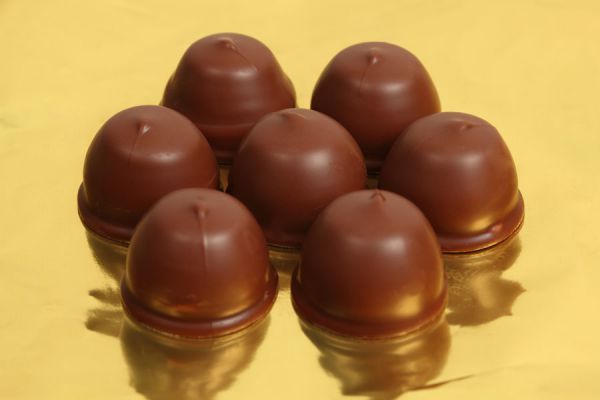 Cómo preparar bombones rellenos de helado. Bombones rellenos con helado. Bombones de chocolate rellenos de helados Cómo preparar bombones rellenos de helado. Bombones rellenos con helado. Bombones de chocolate rellenos de helados