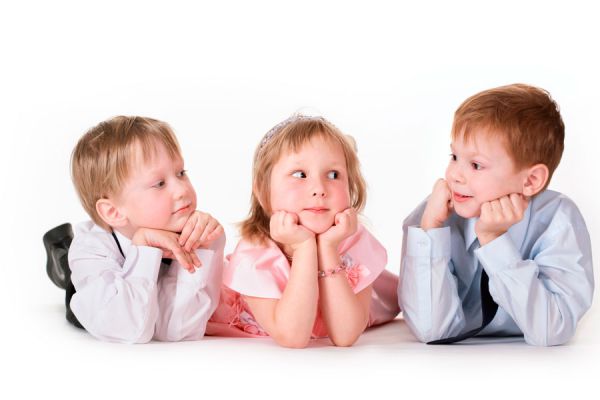 Cómo inculcar la empatía en los niños. Tips para trabajar la empatía en los niños. Cómo hacer que los niños sean empáticos. La empatía en los niños Cómo inculcar la empatía en los niños. Tips para trabajar la empatía en los niños. Cómo hacer que los niños sean empáticos. La empatía en los niños