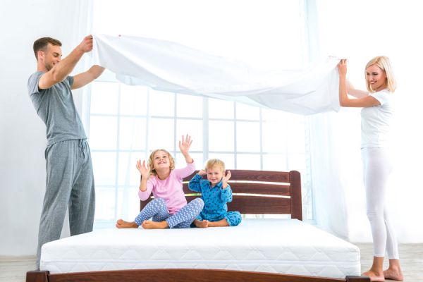 Método para enseñar a los hijos a tender sus camas. Consejos para enseñar a tender al cama a los hijos. Enseña a tus hijos a tender la cama