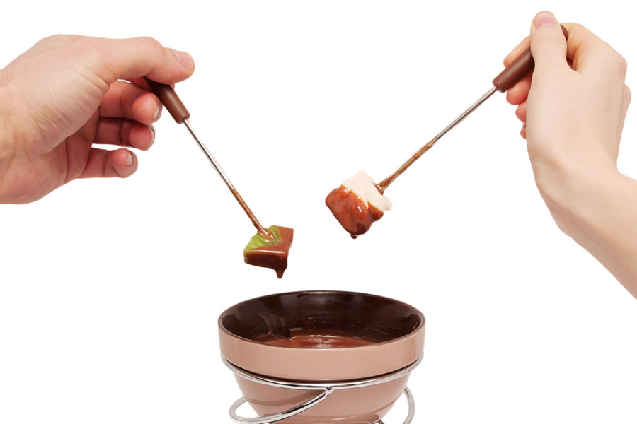 Recetas para hacer fondue de chocolate y otras variantes. Recetas de fondue de chocolate. Cómo preparar fondues fáciles Recetas para hacer fondue de chocolate y otras variantes. Recetas de fondue de chocolate. Cómo preparar fondues fáciles
