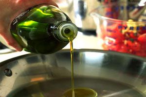 Cómo evitar salpicar aceite al freír