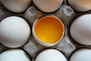 Cómo quitar las manchas de huevo.