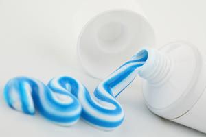 Cómo elegir la pasta dental para los niños