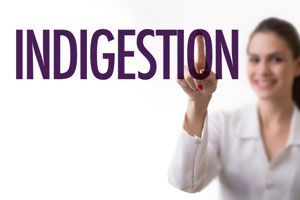 Cómo evitar la indigestión. Consejos importantes para evitar la indigestión. Cómo mejorar la digestión y evitar malestar estomacal.