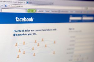 Ilustración de Diferencias entre Desactivar Facebook y Borrar Facebook