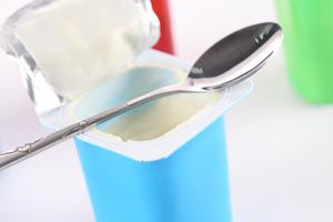 Productos naturales de belleza elaborados con yogurt