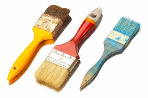 Cómo limpiar las herramientas de pintura