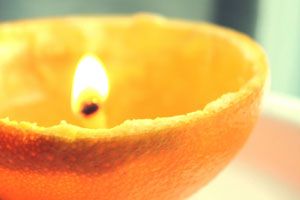 Cómo hacer velas orgánicas con naranjas