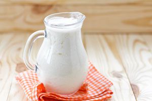 Beneficios y características del yogur. Descubre los distintos tipos de yogur. Variedad de yogures saludables