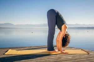 3 asanas de yoga para sanar el cuerpo y la mente. Cómo mejorar el cuerpo y la mente con yoga. Posturas de yoga para el cuerpo y mente