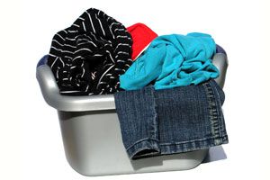 Pequeños ahorros a la hora de lavar las prendas