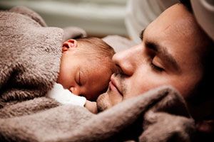 Ilustración de ¿Cómo puede ayudar papá durante la lactancia de su hijo?